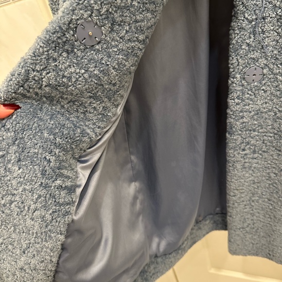 Cozy Sherpa blue coat - Picture 2 of 5